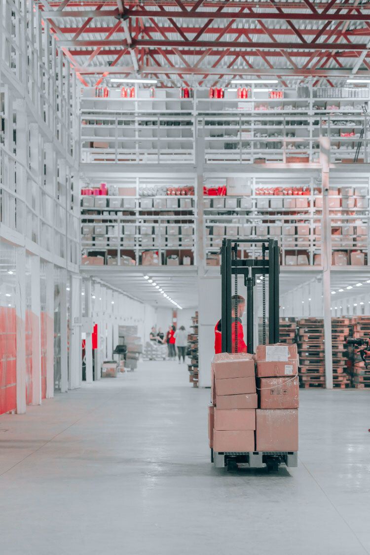 Hi lo machine in warehouse